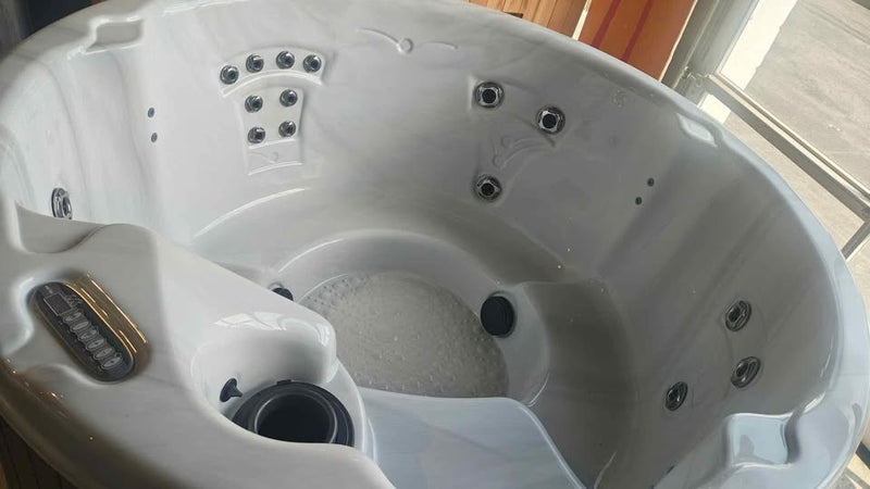 Load image into Gallery viewer, Dimension One Hot Tub - Journey