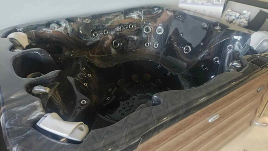Dimension One Hot Tub - Executive