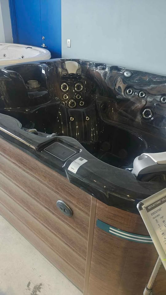 Dimension One Hot Tub - Executive
